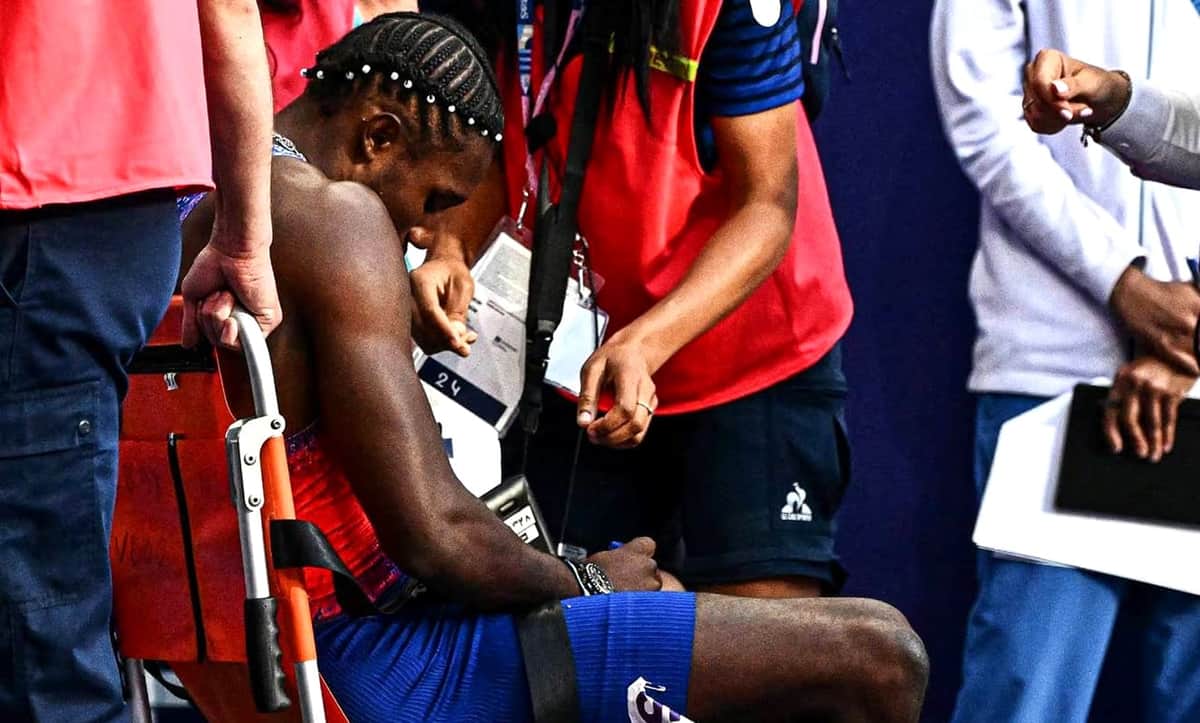 Video: Noah Lyles, el hombre más rápido del mundo, corrió los 200 metros con covid en París 2024