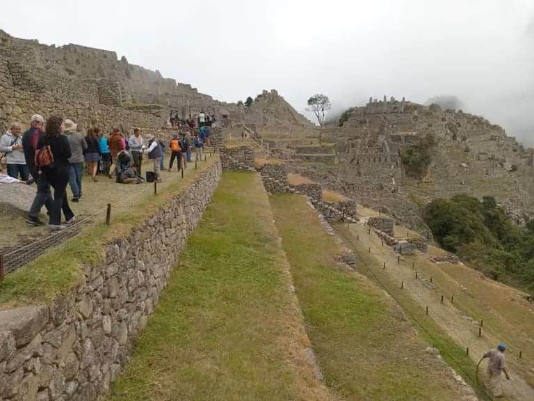 Muere turista mexicano al caer hasta un andén mientras se tomaba fotos en Machu Picchu