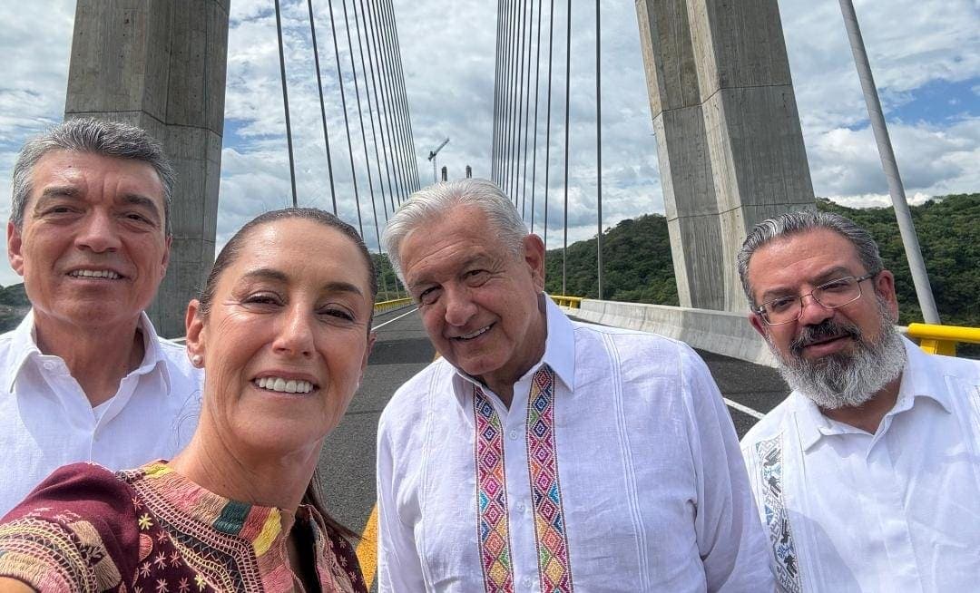 AMLO y Claudia Sheinbaum inauguran puente en Chiapas; pobladores temen que lo usen los delincuentes