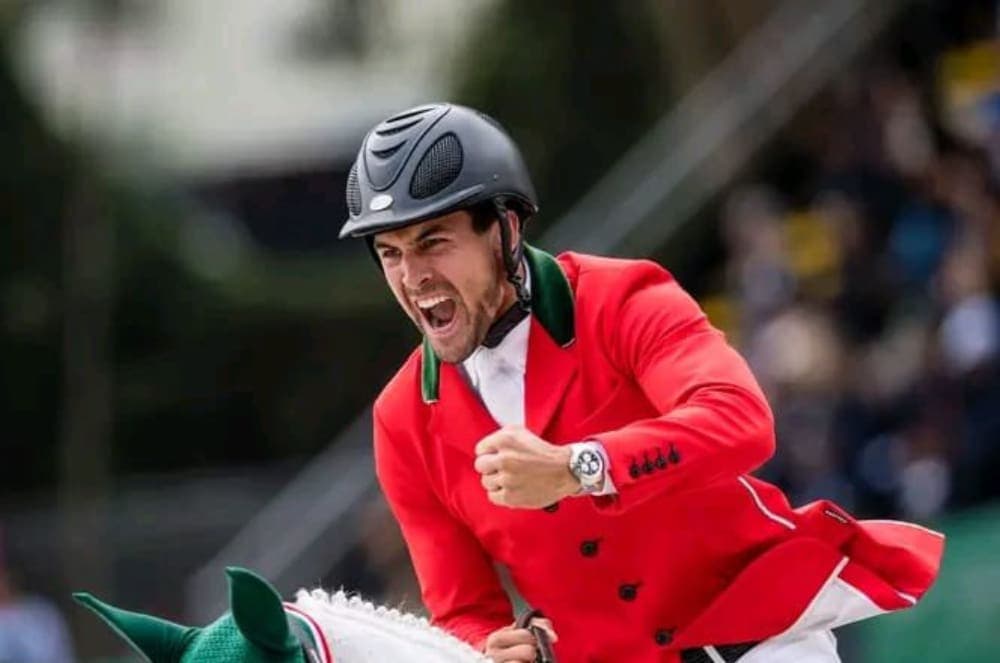 Mexicano Andrés Azcárraga clasifica a la final de salto individual ecuestre de Paris 2024