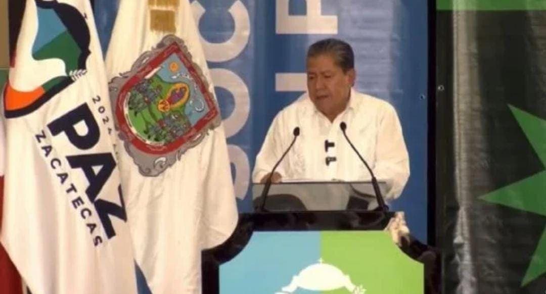 Video: Madre buscadora cuestiona a gobernador de Zacatecas y es sacada de evento