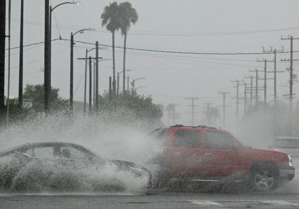 Activan alerta por temporal de lluvias y formación de un ciclón frente a las costas de Colima, Jalisco y Michoacán