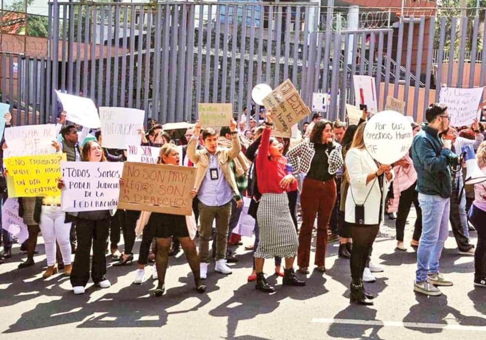 Trabajadores del Poder Judicial amagan con paro nacional por la reforma de AMLO