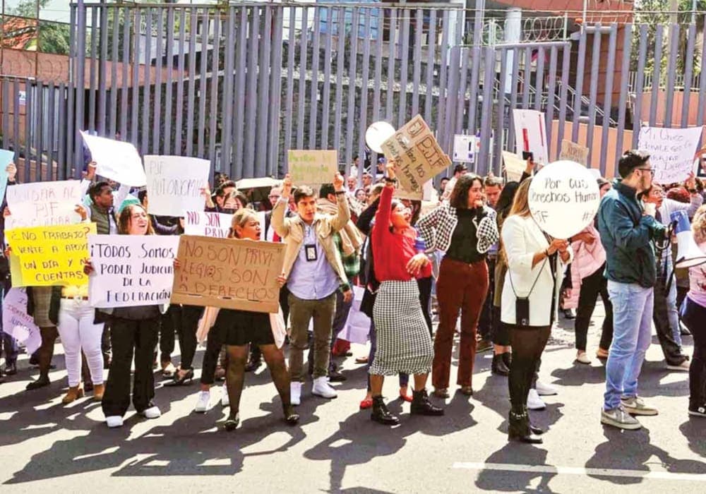 Trabajadores del Poder Judicial amagan con paro nacional por la reforma de AMLO