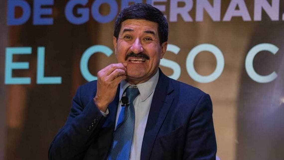 Exgobernador Javier Corral la libra por ahora; jueza frena su aprehensión y le imponen 120 mil pesos de garantía