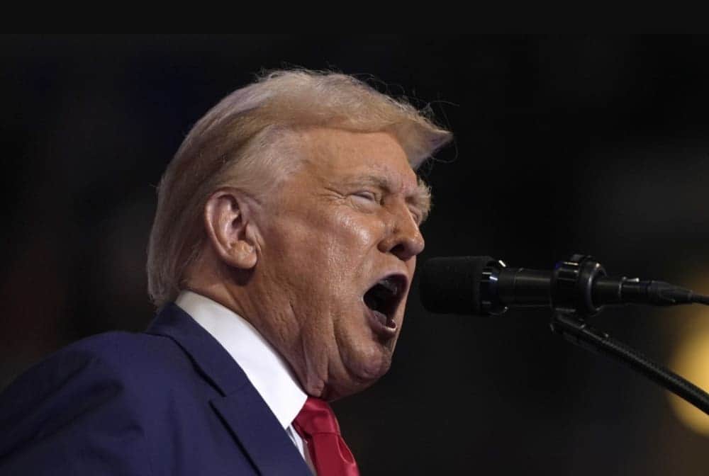 Donald Trump arremete contra la boxeadora argelina Imane Khelif y la tilda de "hombre"