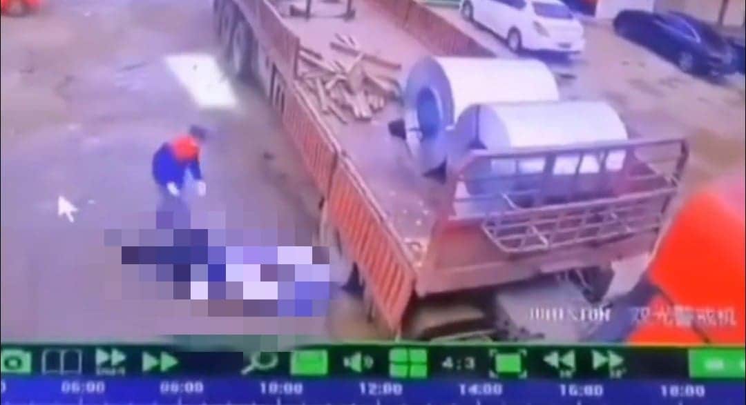 VIDEO: Trabajador es aplastado accidentalmente por un disco de metal