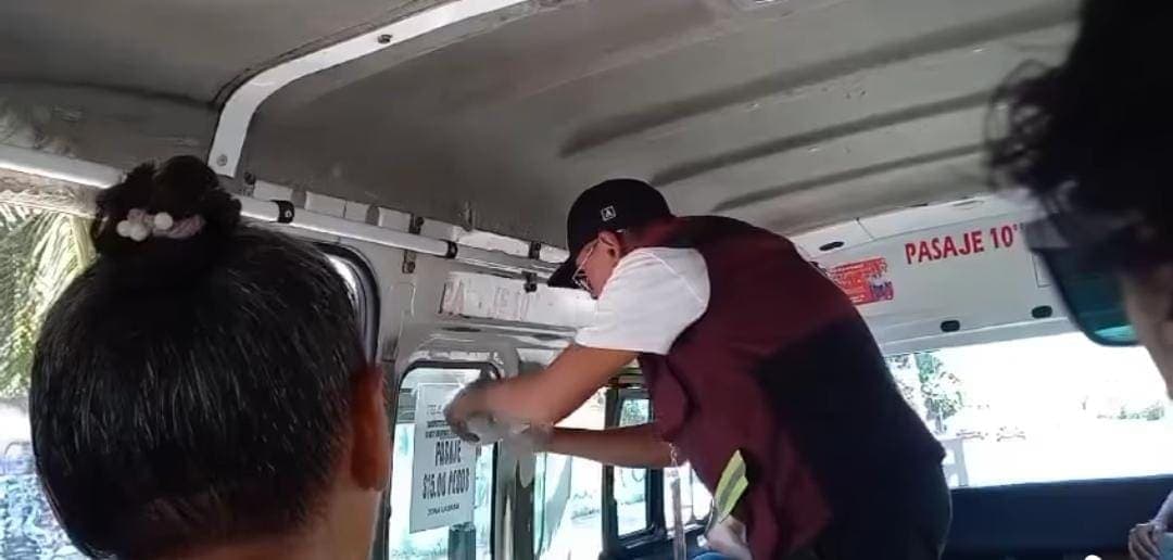 Tras denuncias, Imoveqroo retira anuncios de supuesto incremento en combis de Cancún