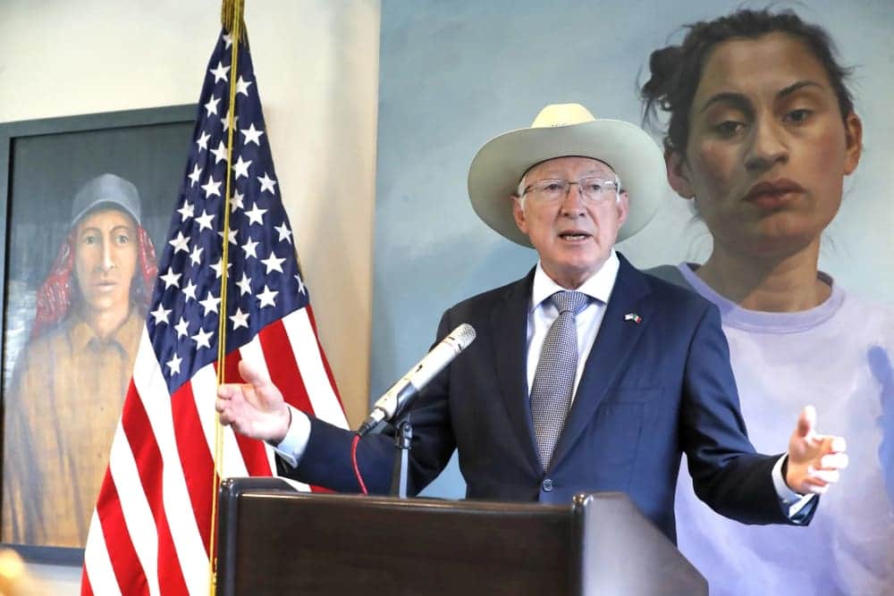 Embajador de EE. UU. en México advierte que la reforma judicial de AMLO pone en riesgo la democracia