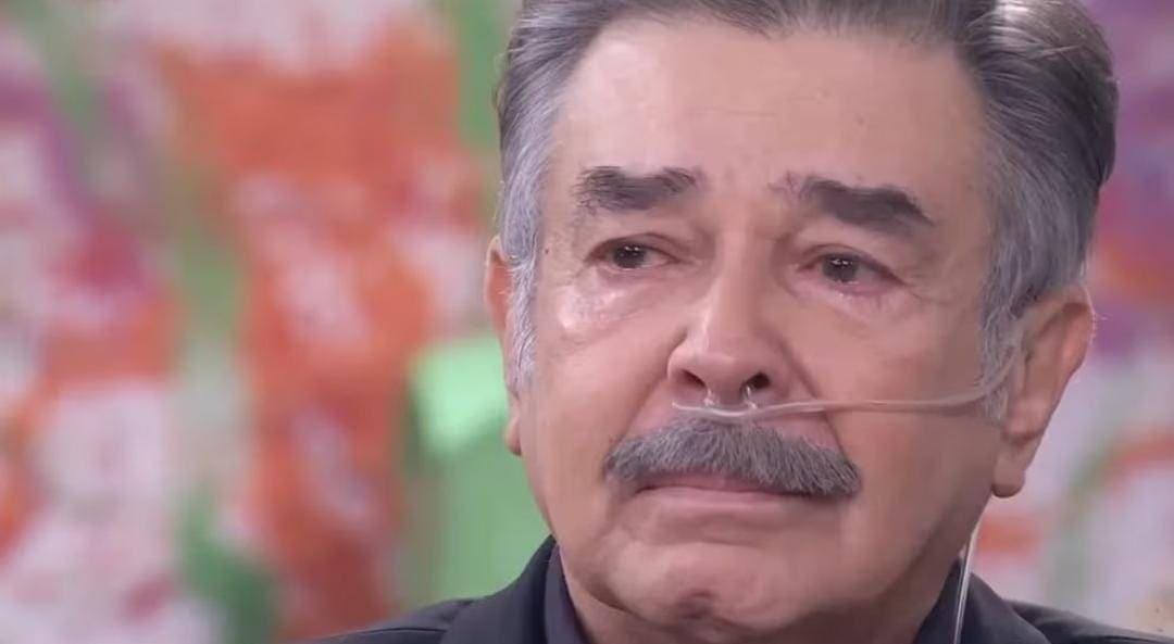 Denuncia Jorge Ortiz de Pinedo que seguridad del AICM le impidió volar con un tanque de oxígeno