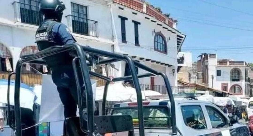 Detienen a cerca de 50 policías de Taxco, Guerrero por secuestro