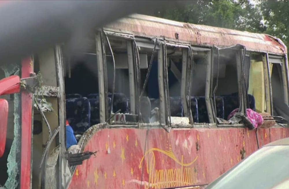 Fallecen cuatro mexicanos al volcar un autobús en una carretera de Misisipi, EE. UU.