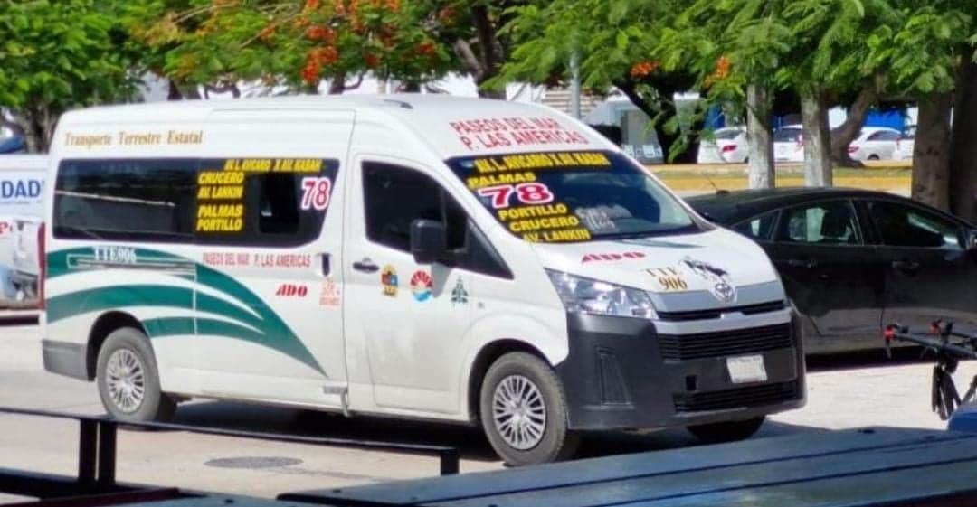 Disparan contra chofer de una combi de Cancún por resistirse a un asalto