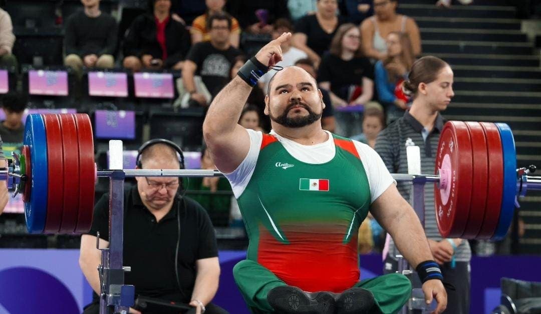 Video: José de Jesús Castillo se cuelga el bronce en levantamiento de pesas en Paralímpicos de París 2024