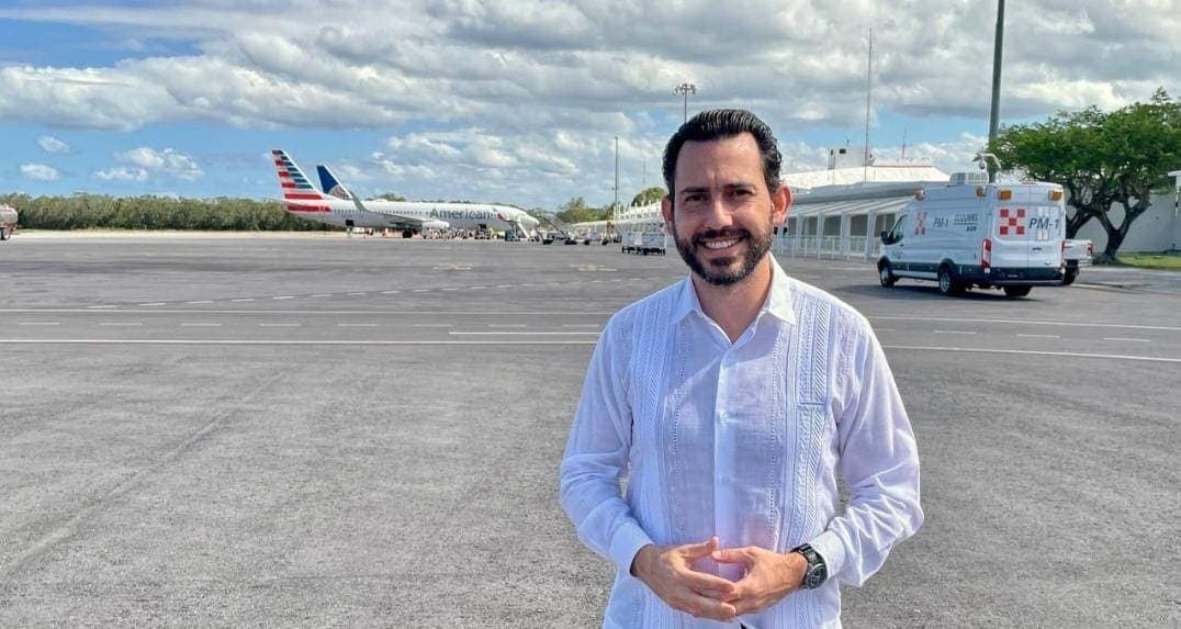 Pide Bernardo Cueto a transportistas y turisteros evitar actos que dañen la imagen de Quintana Roo