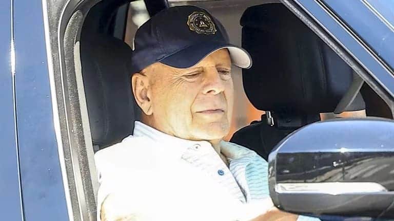 Bruce Willis reaparece en público tras ser diagnosticado con demencia