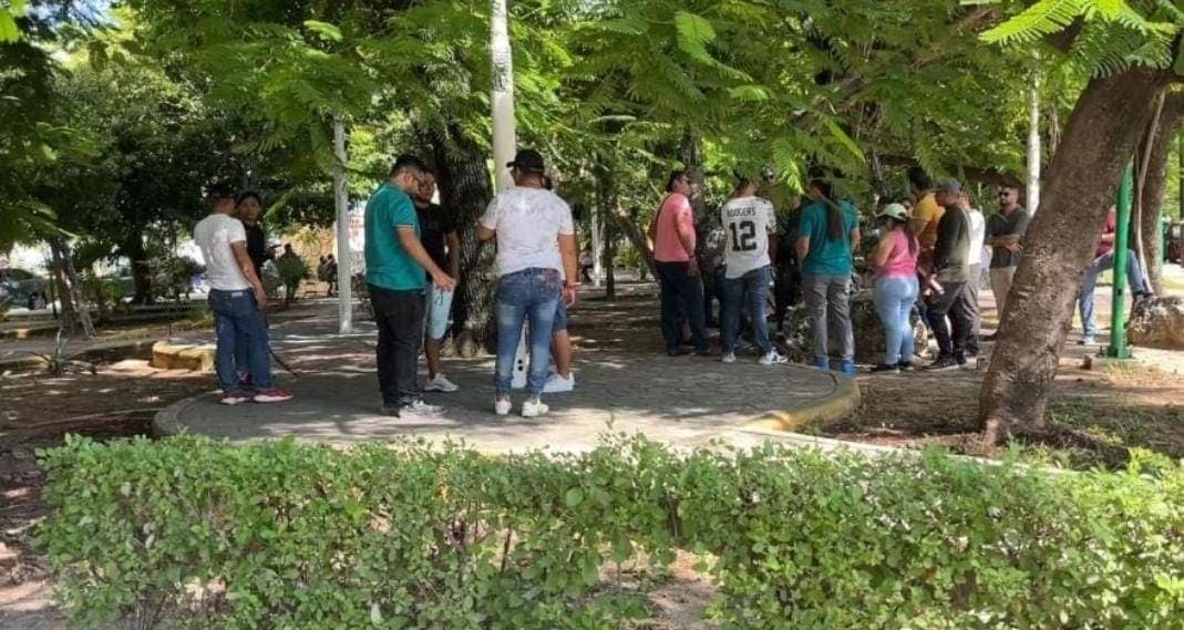 Protestan conductores de plataformas ante Imoveqroo; piden que los dejen trabajar