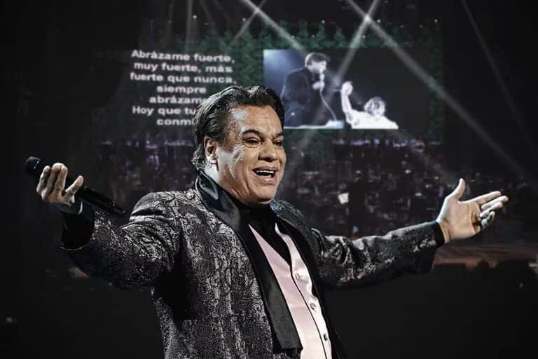 Proyectarán en el Zócalo de CDMX concierto de Juan Gabriel en Bellas Artes