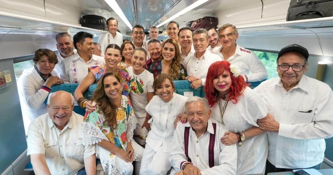 Video: Mara Lezama, AMLO y Claudia Sheinbaum inauguran vagones P'atal del Tren Maya