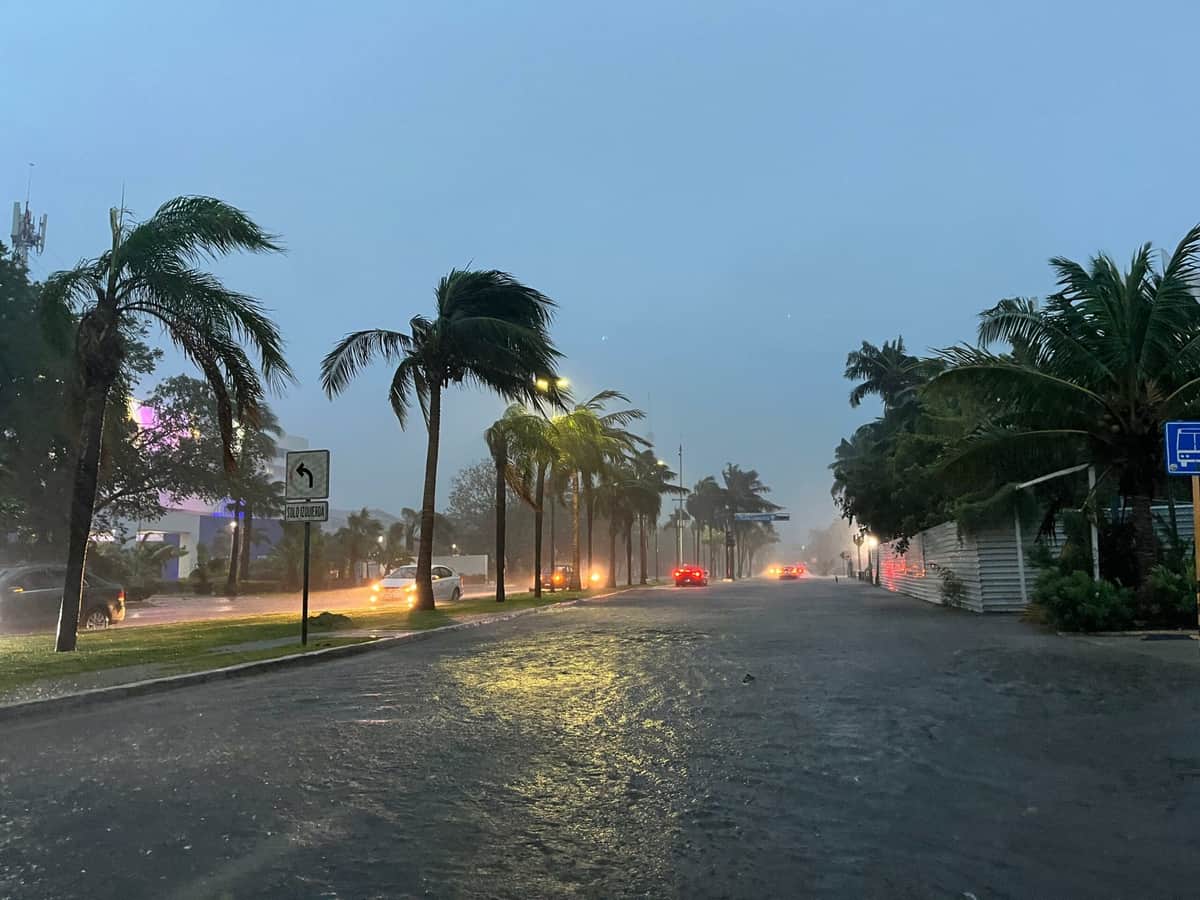 VIDEO: Quintana Roo entra en alerta roja por tormenta tropical Helene