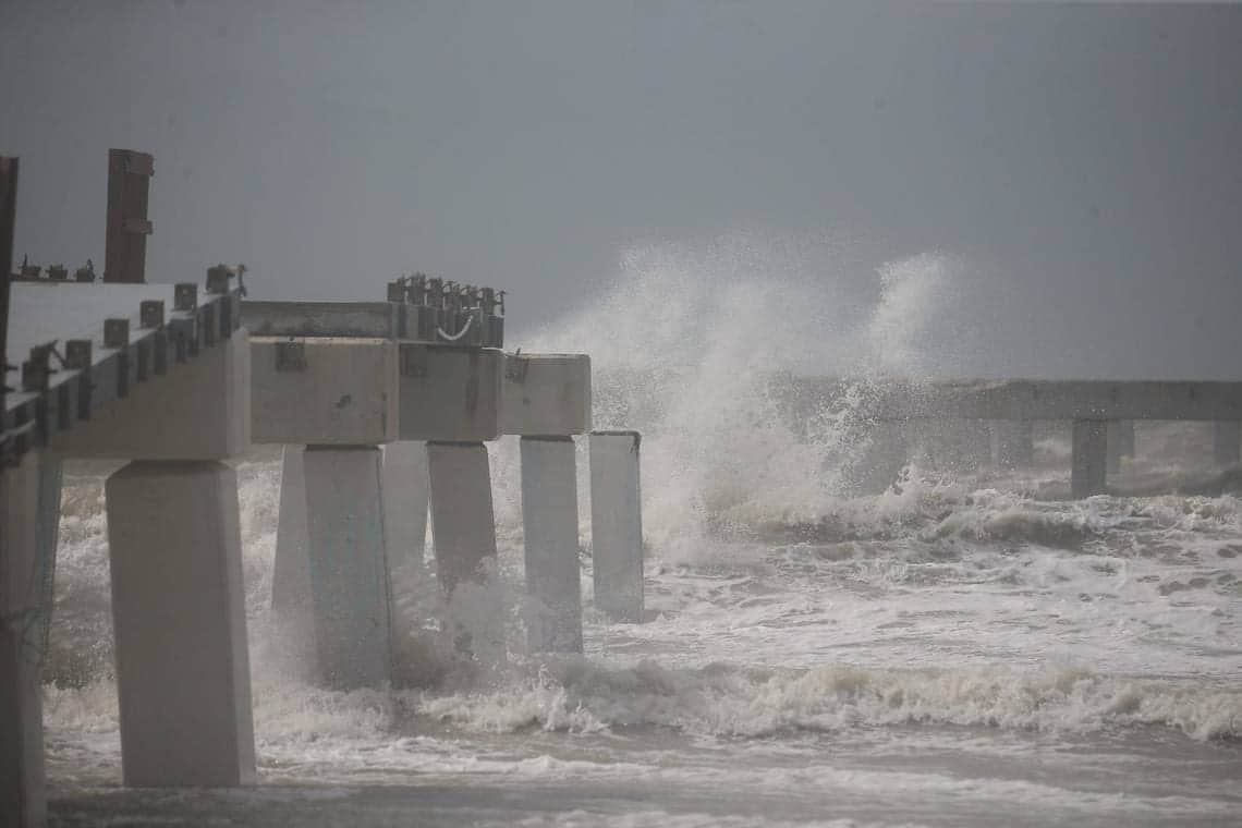 Helene se convierte en huracán "extremadamente peligroso" de categoría 4