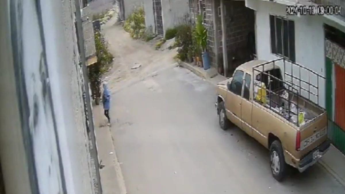 VIDEO: Abandonan bebé en Tecámac, Edomex; aún tenía cordón umbilical y placenta