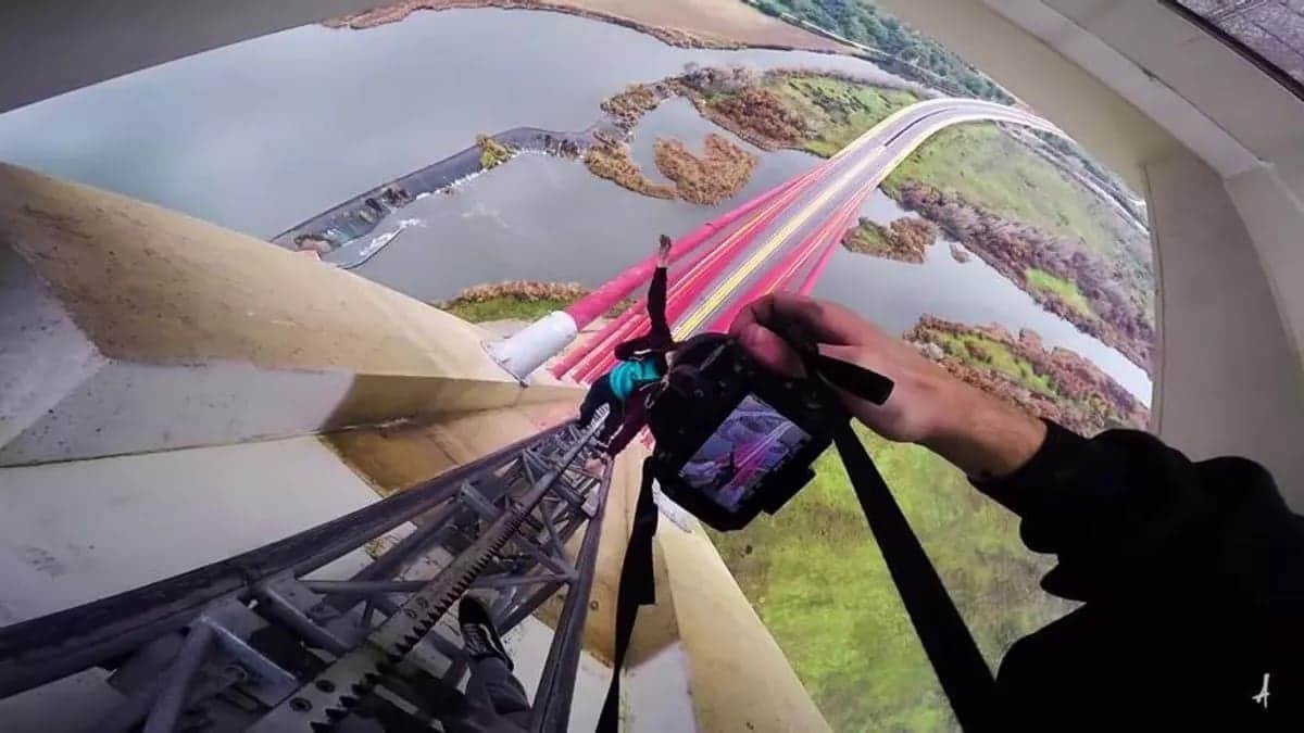 Muere influencer tras caer del puente más alto de España mientras grababa un video para redes