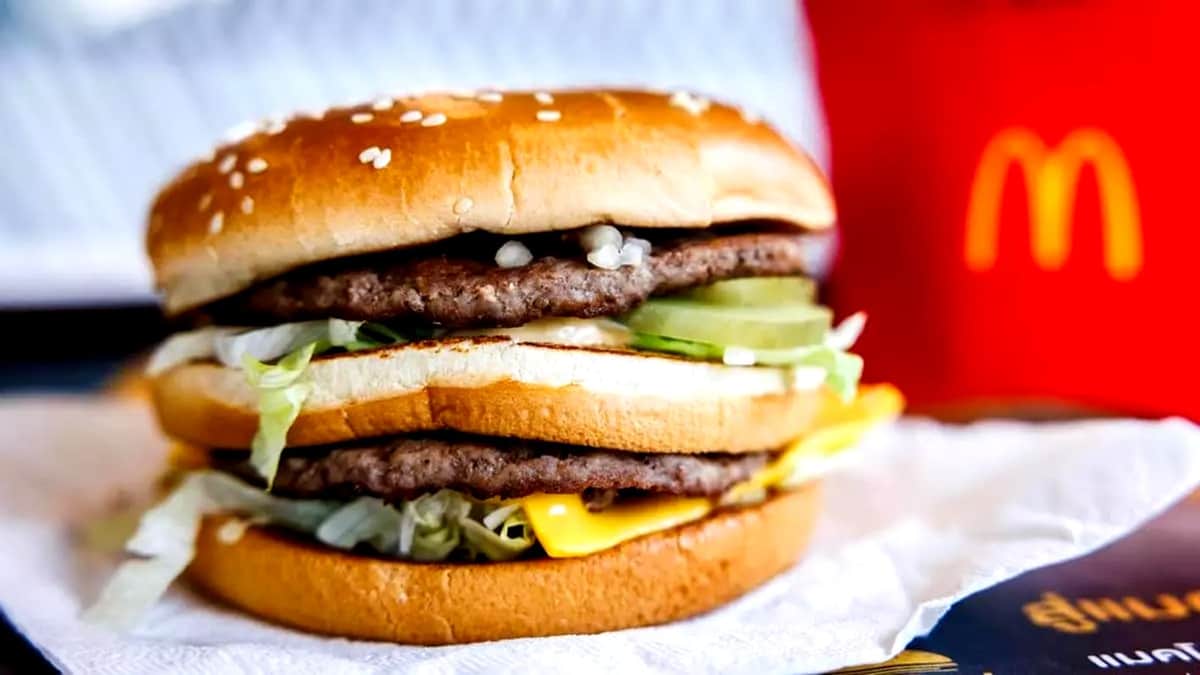 Hay un muerto y 10 hospitalizados por comer hamburguesas de McDonald's en EU