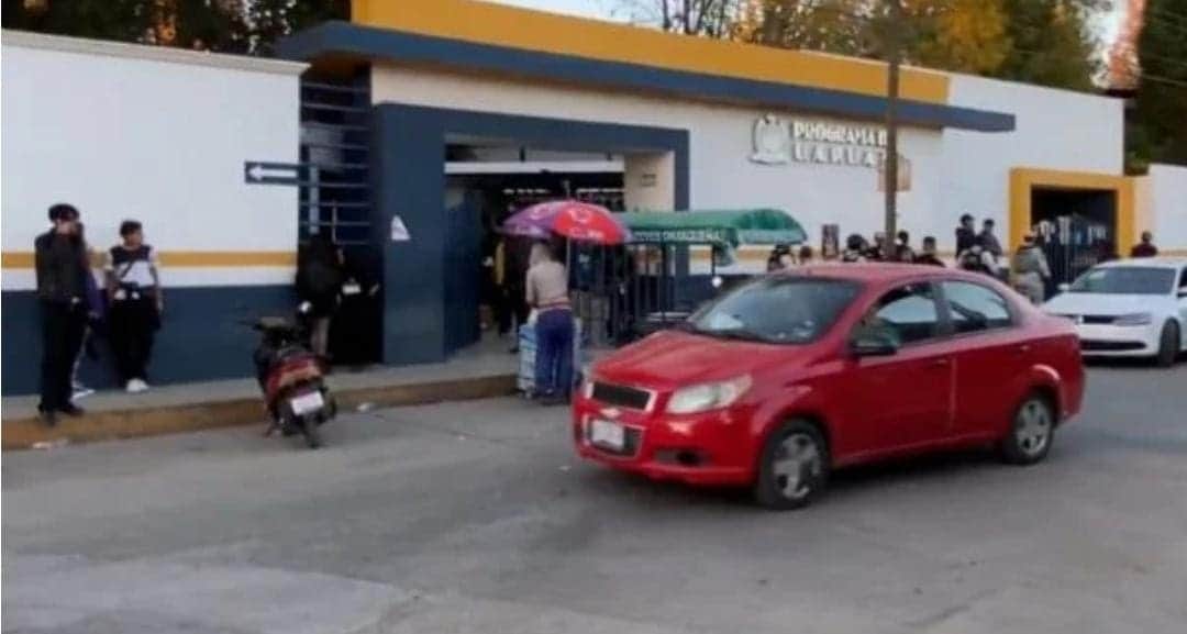 Sujetos armados secuestran a tres alumnos de preparatoria en Zacatecas