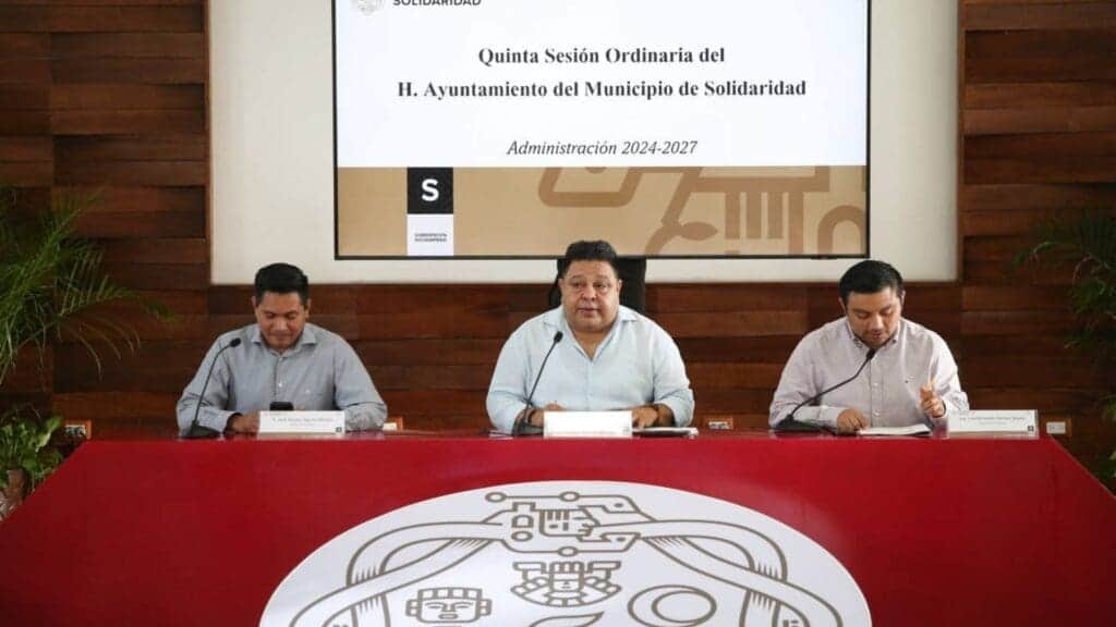 Cabildo aprueba firma de convenios entre el Ayuntamiento de Solidaridad y dependencias federales