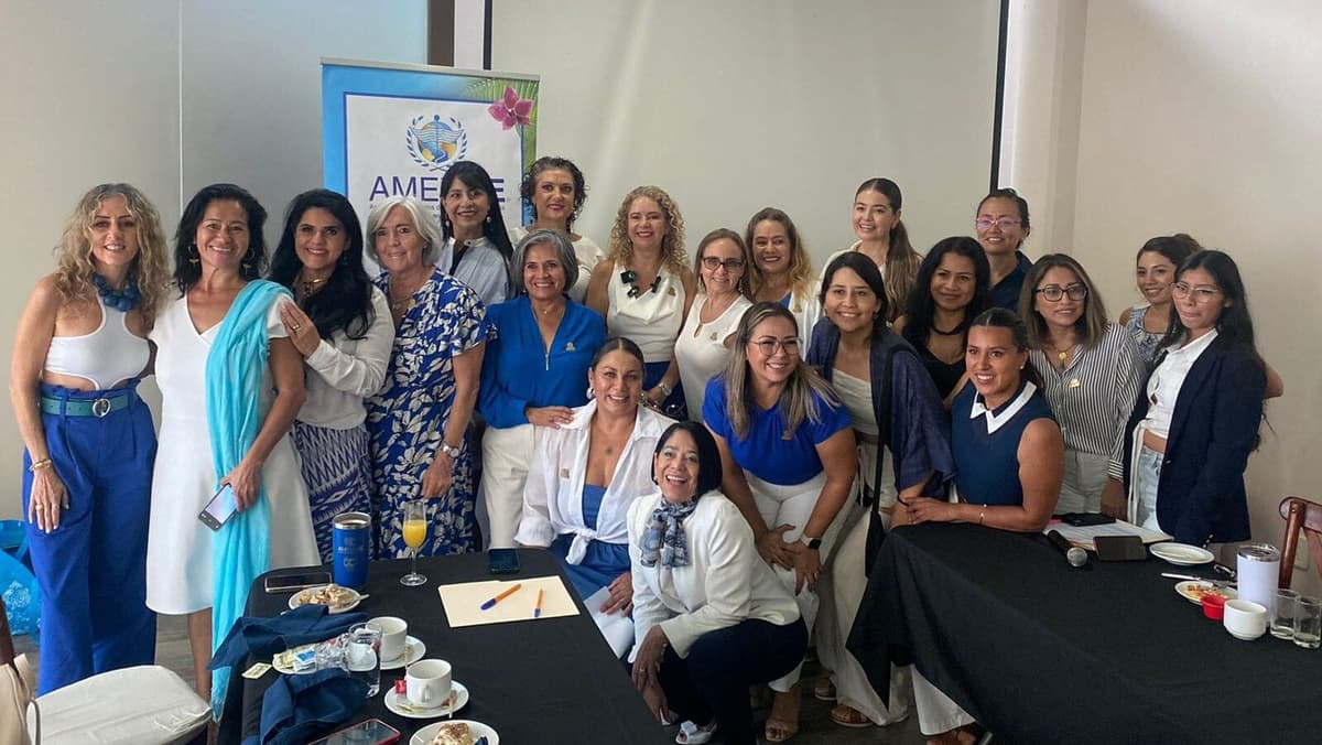 Firma Amexme Riviera Maya convenios de colaboración para 2025