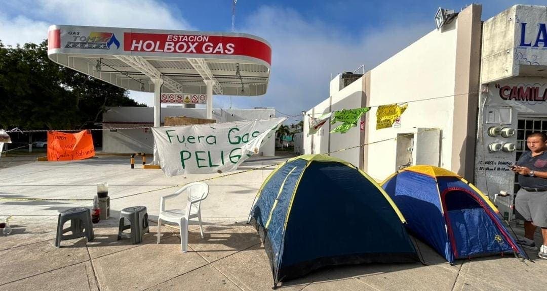 Protestan vecinos de Villas del Sol de Playa del Carmen por gasera ubicada cerca de dos escuelas