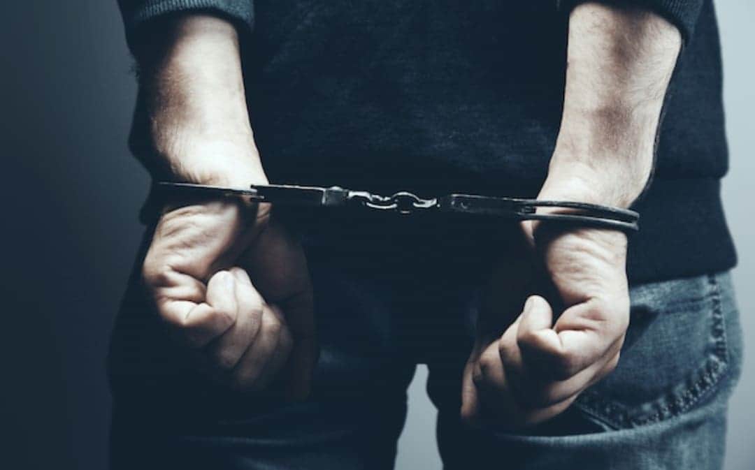 Hombre asesina a su esposa en EEUU porque no le gustó su nuevo corte de cabello