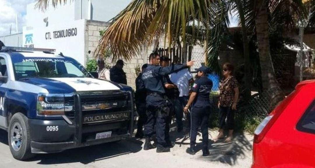 Mujer víctima de violencia agrede con un machete a su pareja en Chetumal
