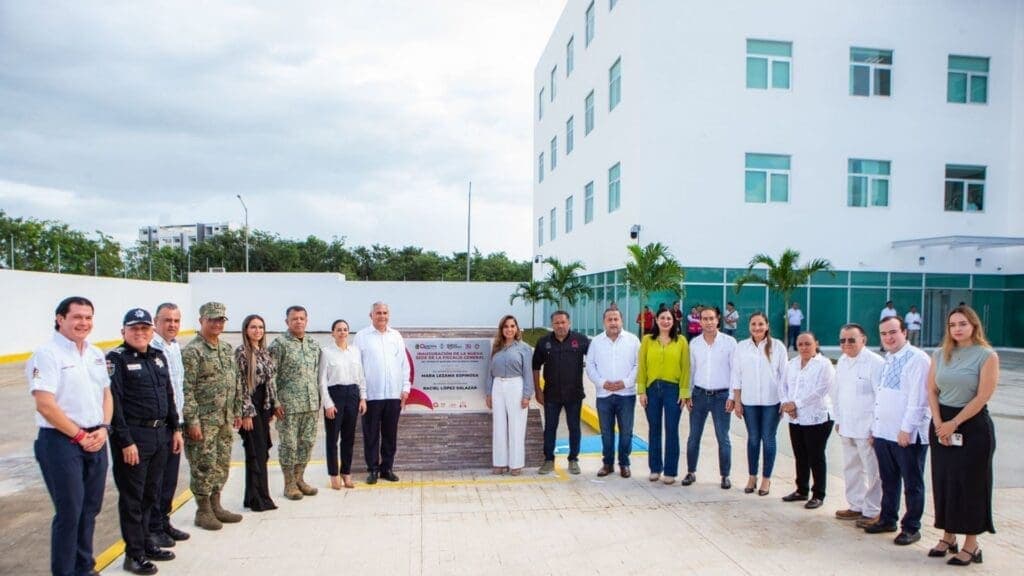 Acompaña Estefanía Mercado a la gobernadora Mara Lezama a la inauguración de la nueva sede de la Fiscalía General del Estado