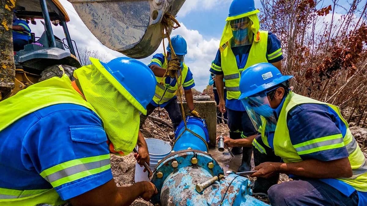 Aguakan atiende fuga en zona de captación de Cancún