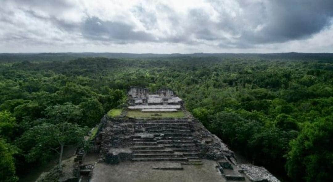 Visita Ichkabal, la imponente ciudad maya ubicada al sur de Quintana Roo