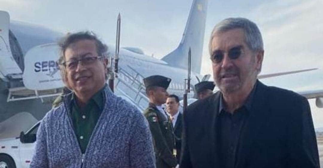Llega Gustavo Petro a México; se reunirá con la presidenta Claudia Sheinbaum