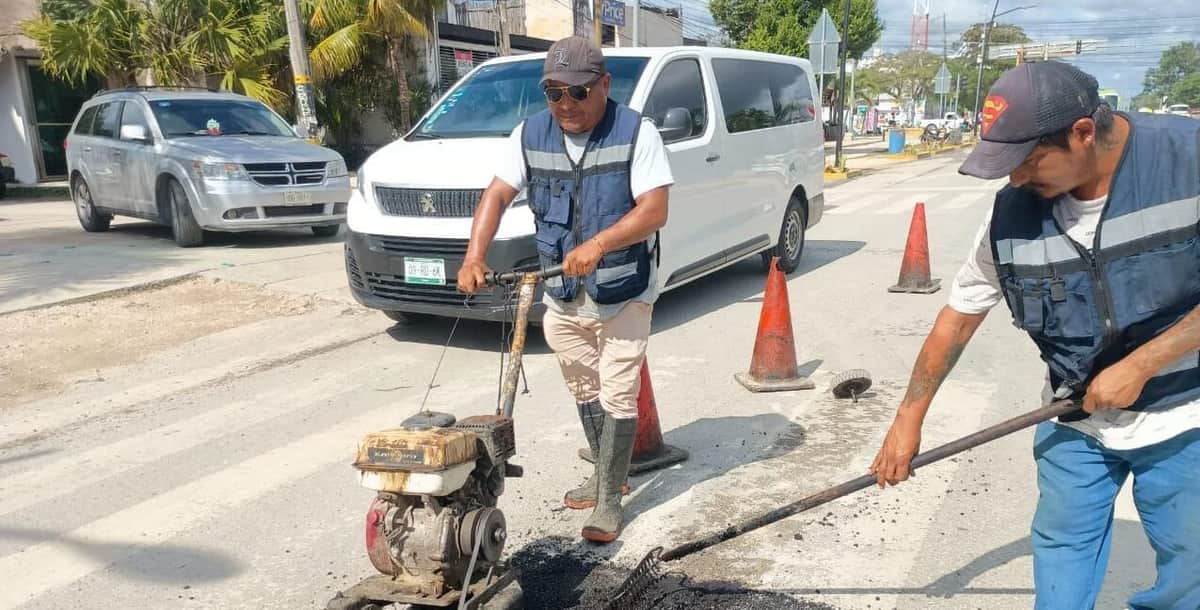Inicia campaña de bacheo en Tulum