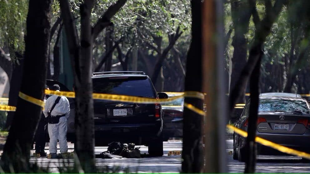 Dan más de 86 años de prisión a dos implicados en el atentado contra García Harfuch