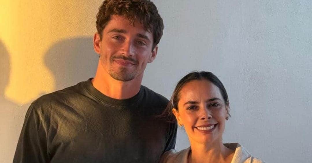 Charles Leclerc, piloto de Fórmula 1, visita Cancún y se toma la foto con Ana Paty Peralta