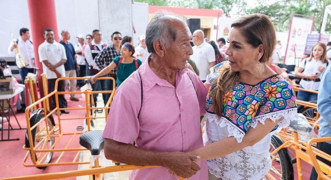 Mara Lezama atiende a más de mil personas en audiencia "La Voz del Pueblo" en Carrillo Puerto