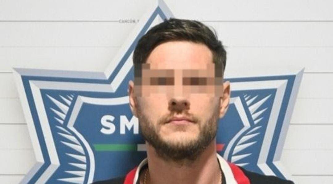 Detienen en Cancún a sujeto originario de Rusia por violencia intrafamiliar