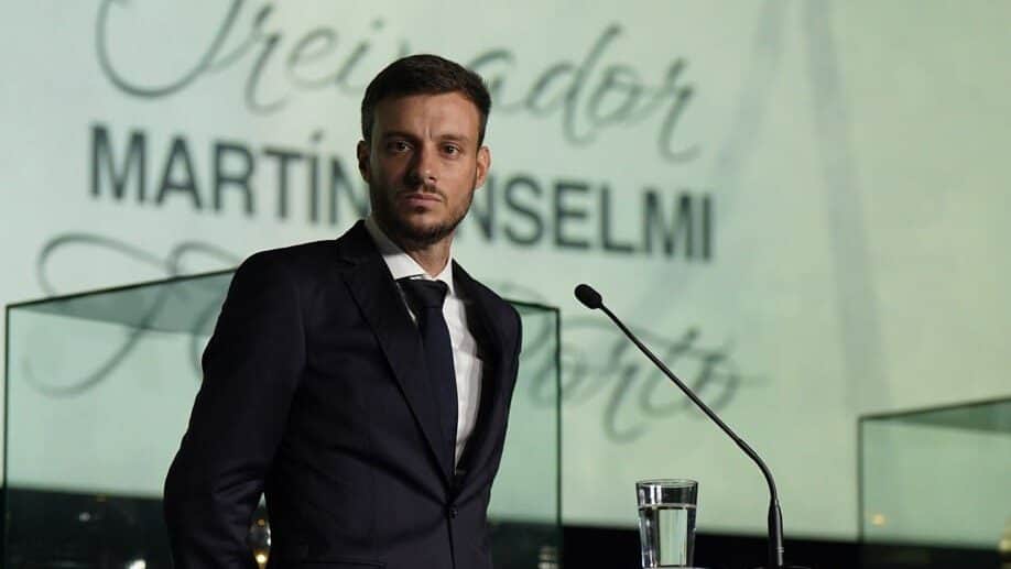 Video: Presentan a Martín Anselmi como entrenador del Porto; acusa a Cruz Azul de difamarlo
