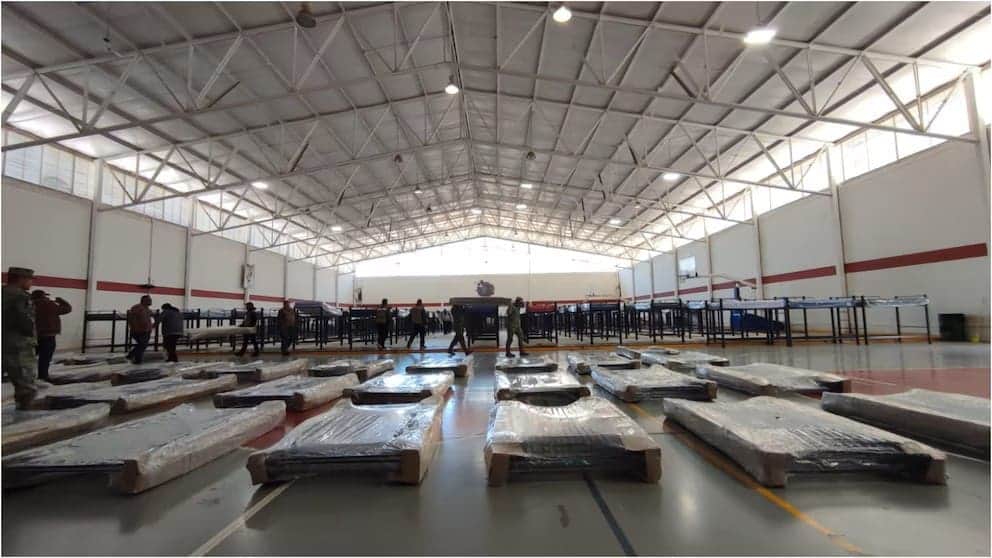 Video: Construyen en tiempo récord un centro de atención a migrantes deportados en Tijuana, Baja California