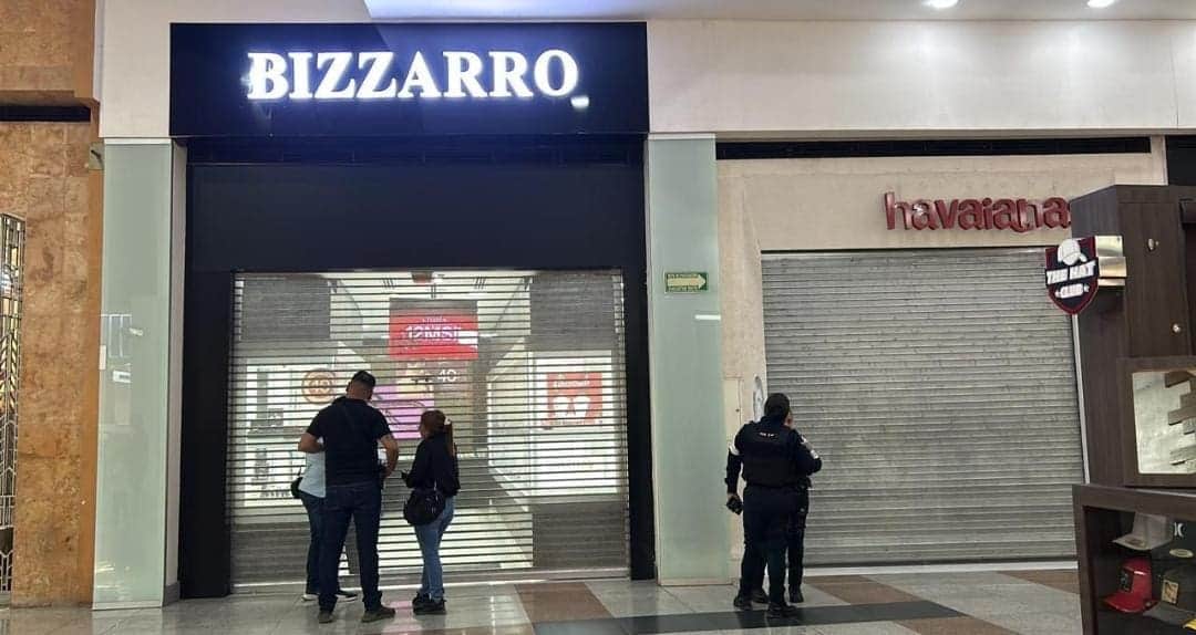 Intentan asaltar la joyería Bizzarro en Plaza Las Américas de Cancún