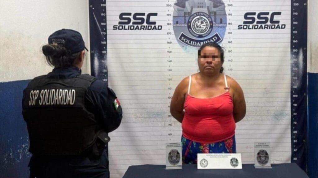 Detienen a Doña Onésima, mujer que mató con una escopeta a un perrito en Playa del Carmen
