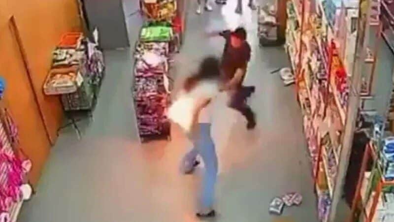 Video: Celular le explota a una mujer en el bolsillo del pantalón en Brasil