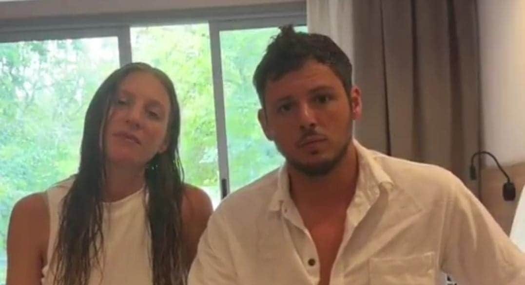 Video: Turistas de Argentina fueron deportados desde el aeropuerto de Cancún por agentes de Migración