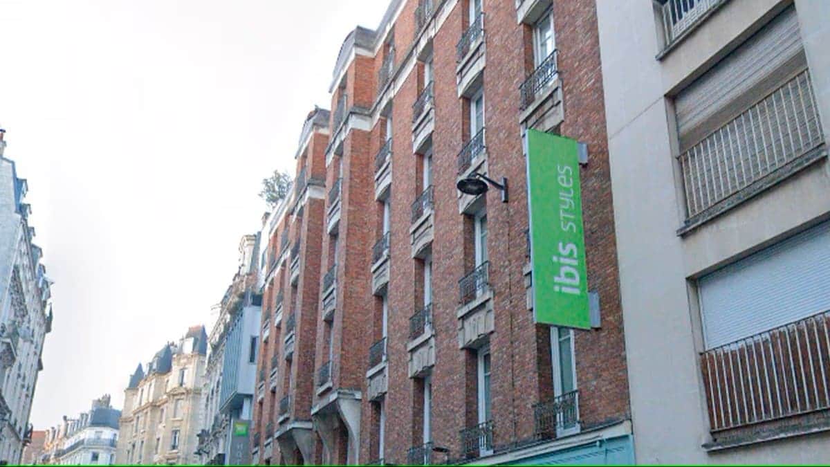 Muere bebé recién nacido tras ser arrojado desde la ventana de un hotel de París